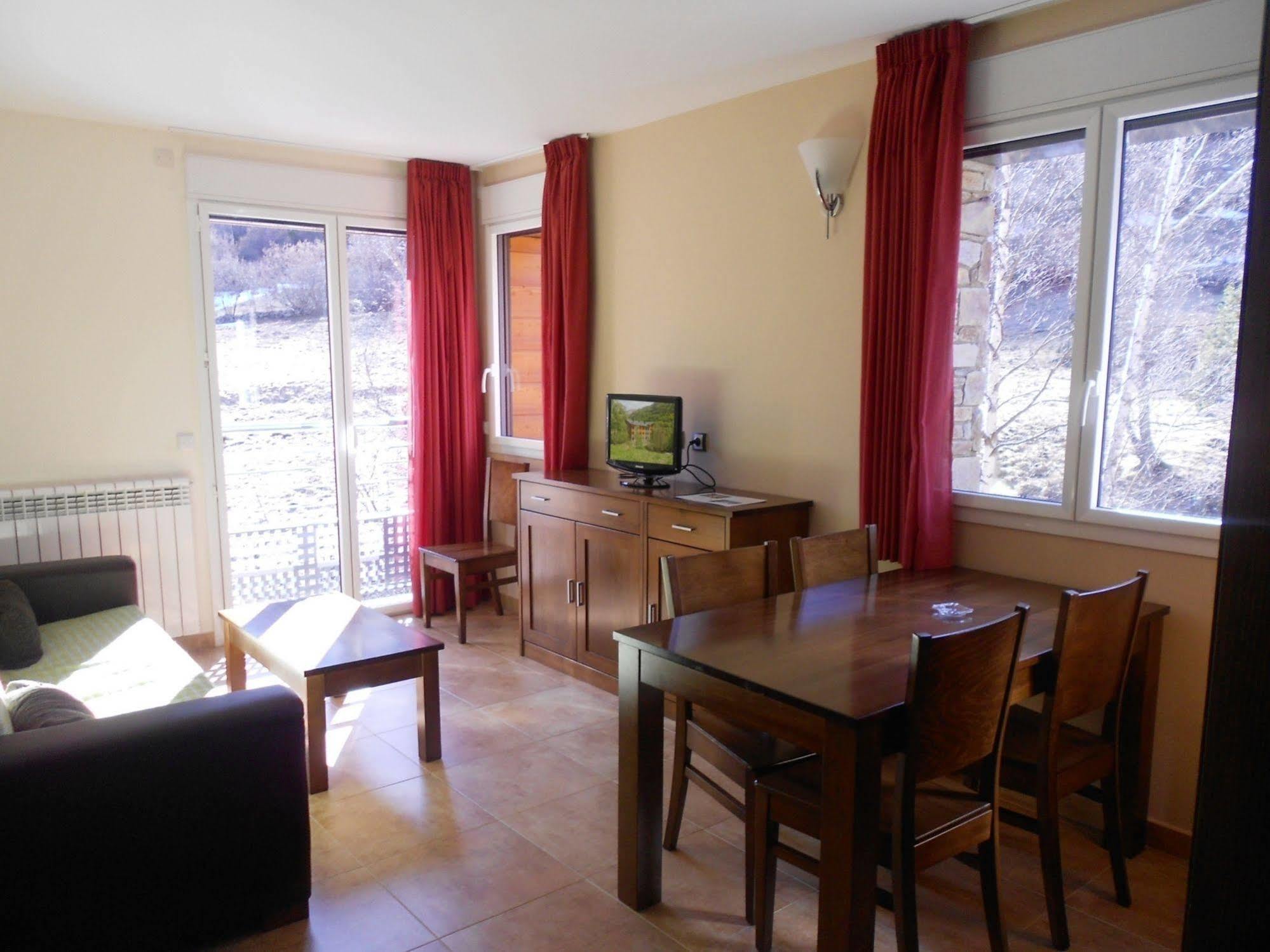 Aparthotel Rialb El Serrat Extérieur photo