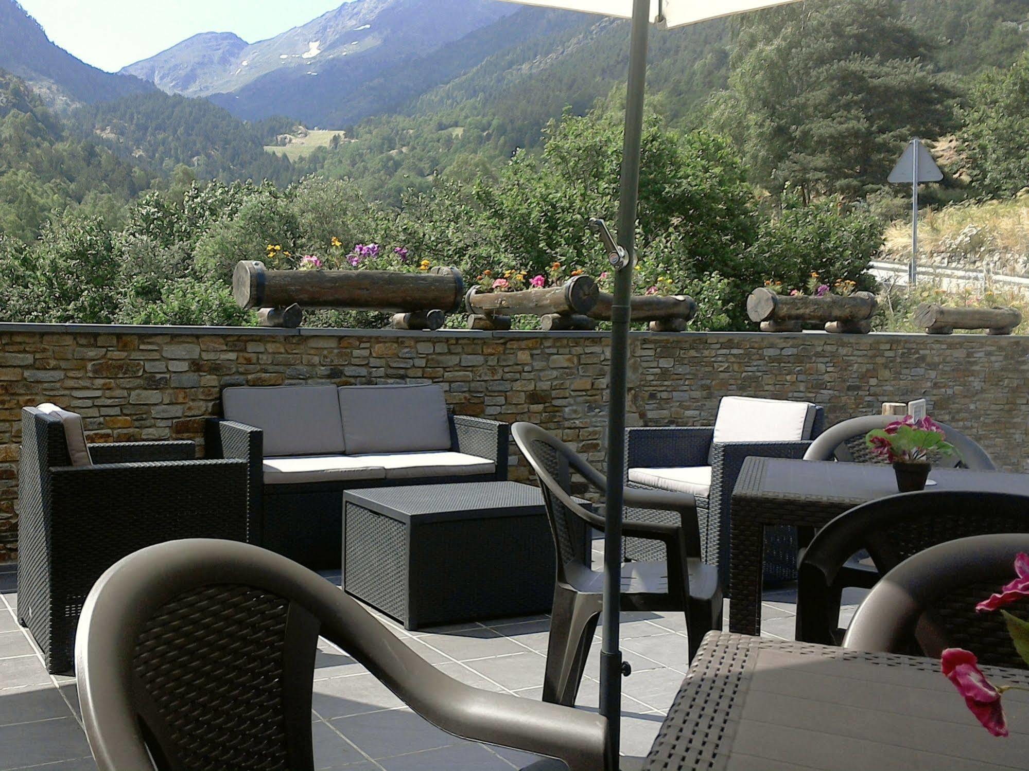 Aparthotel Rialb El Serrat Extérieur photo